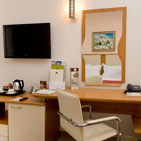 Apollo - , Indoor & Outdoor Pools & Individual Ac In Every Hotel Zlate písky