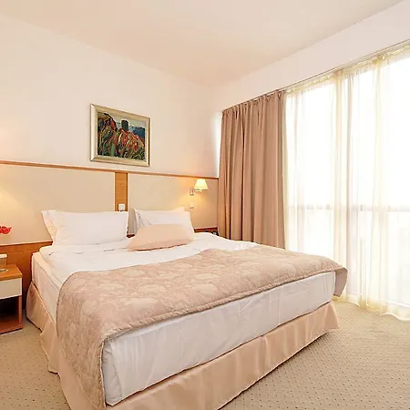 Apollo - Ultra , Pools & Free Beach, Individual Ac In Every Złote Piaski