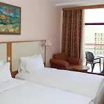 Apollo - , Indoor & Outdoor Pools & Individual Ac In Every ホテル 4*