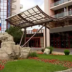 ホテル Apollo - , Indoor & Outdoor Pools & Individual Ac In Every 4*