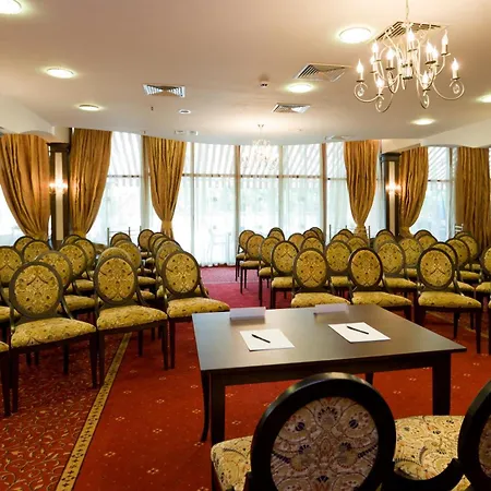 Apollo - , Indoor & Outdoor Pools & Individual Ac In Every 4* Altın Kumlar