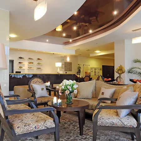 Apollo - Ultra , Pools & Free Beach, Individual Ac In Every Hotell Golden Sands