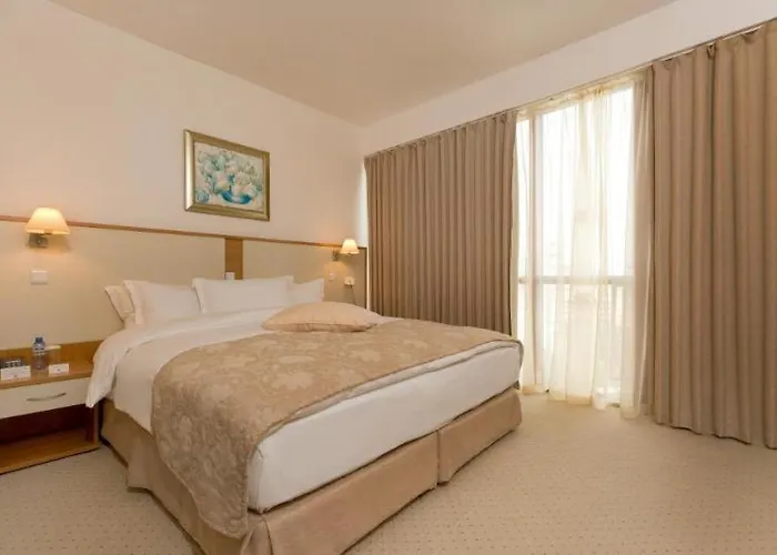 Apollo - , Indoor&outdoor Pools&individual Ac In Every Hotel 4*