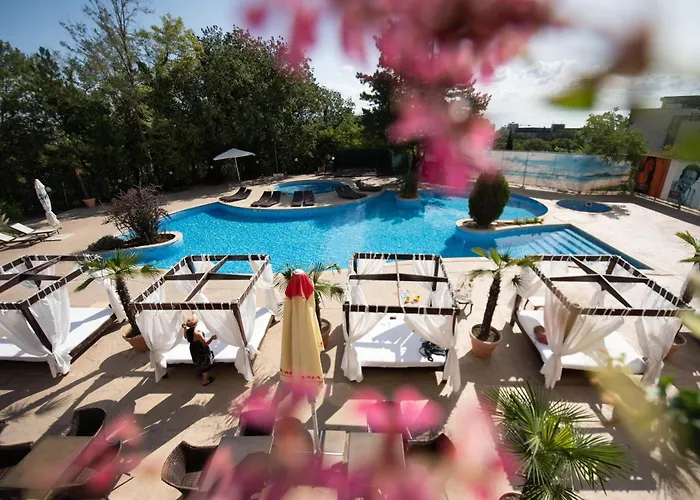 Apollo - , Indoor&outdoor Pools&individual Ac In Every 4*