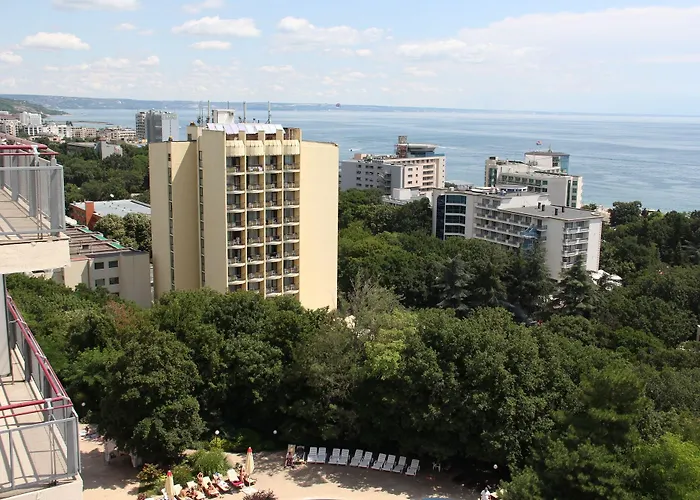 Szálloda Apollo - , Indoor & Outdoor Pools & Individual Ac In Every Aranyhomok