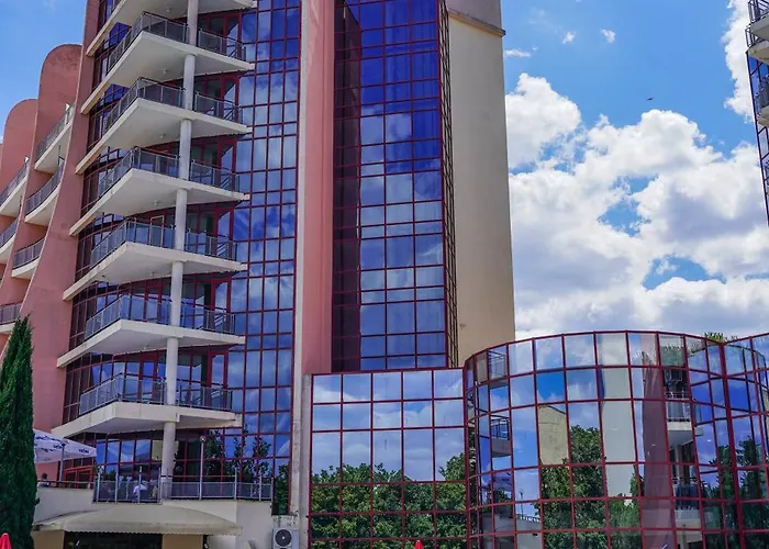Apollo - , Indoor&outdoor Pools&individual Ac In Every