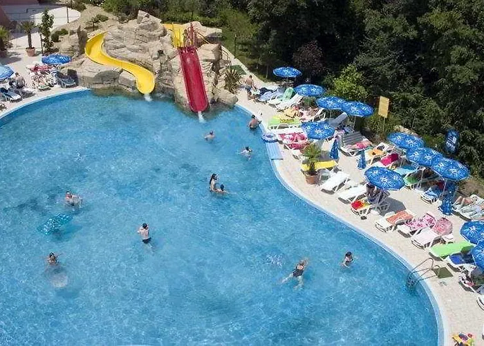 Apollo - , Indoor & Outdoor Pools & Individual Ac In Every Szálloda 4*