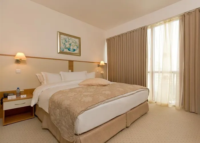 Apollo - , Indoor&outdoor Pools&individual Ac In Every Hotel