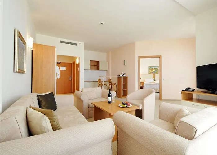 Apollo - , Indoor&outdoor Pools&individual Ac In Every 4*